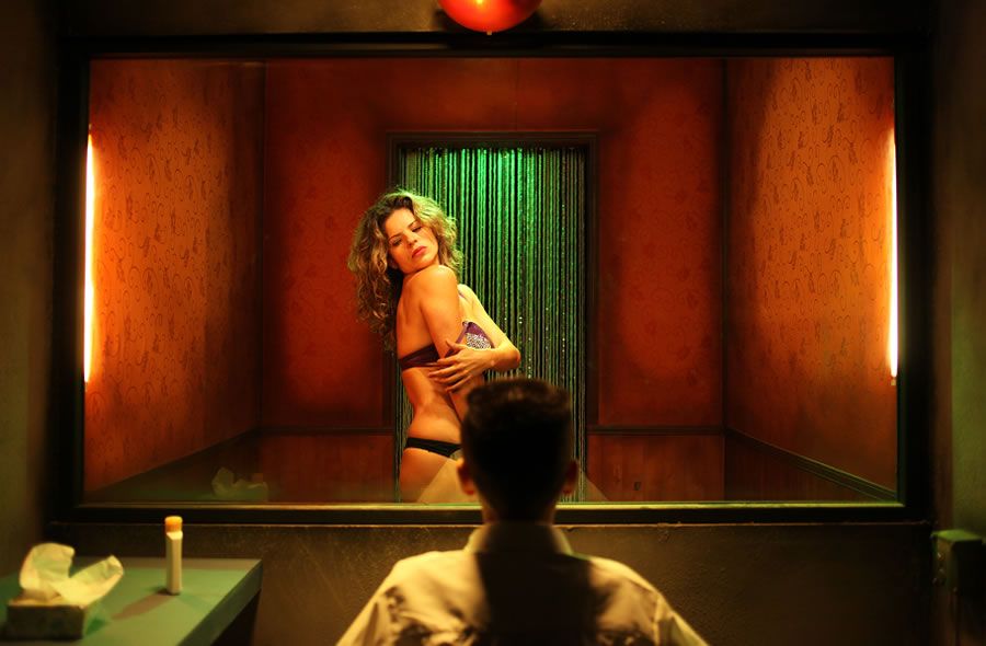 Sexo conduciendo por la ciudad 10