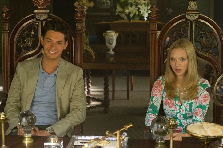 Alejandro (Ben Barnes) and Missy (Amanda Seyfried) in THE BIG WEDDING.  Photo credit: Barry Wetcher