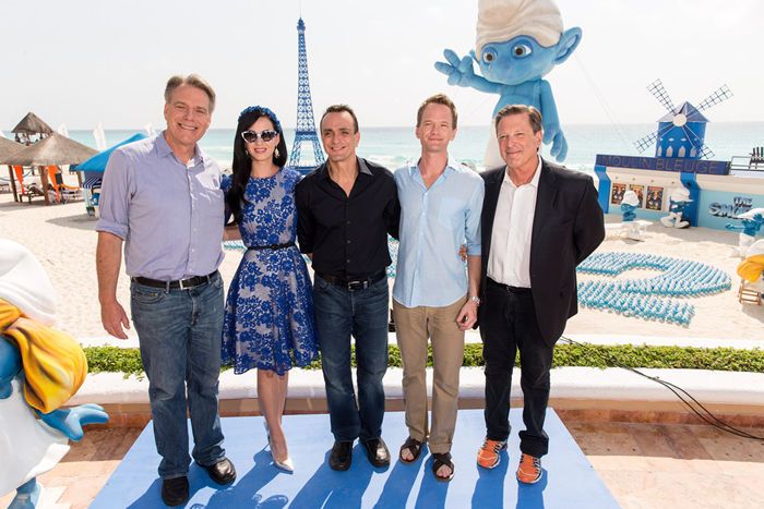 los-pitufos-el-director-katy-perry-jordan-kerner